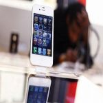 "الاتصالات السعودية" تبدأ بيع (آي فون 4 إس).. مساء اليوم